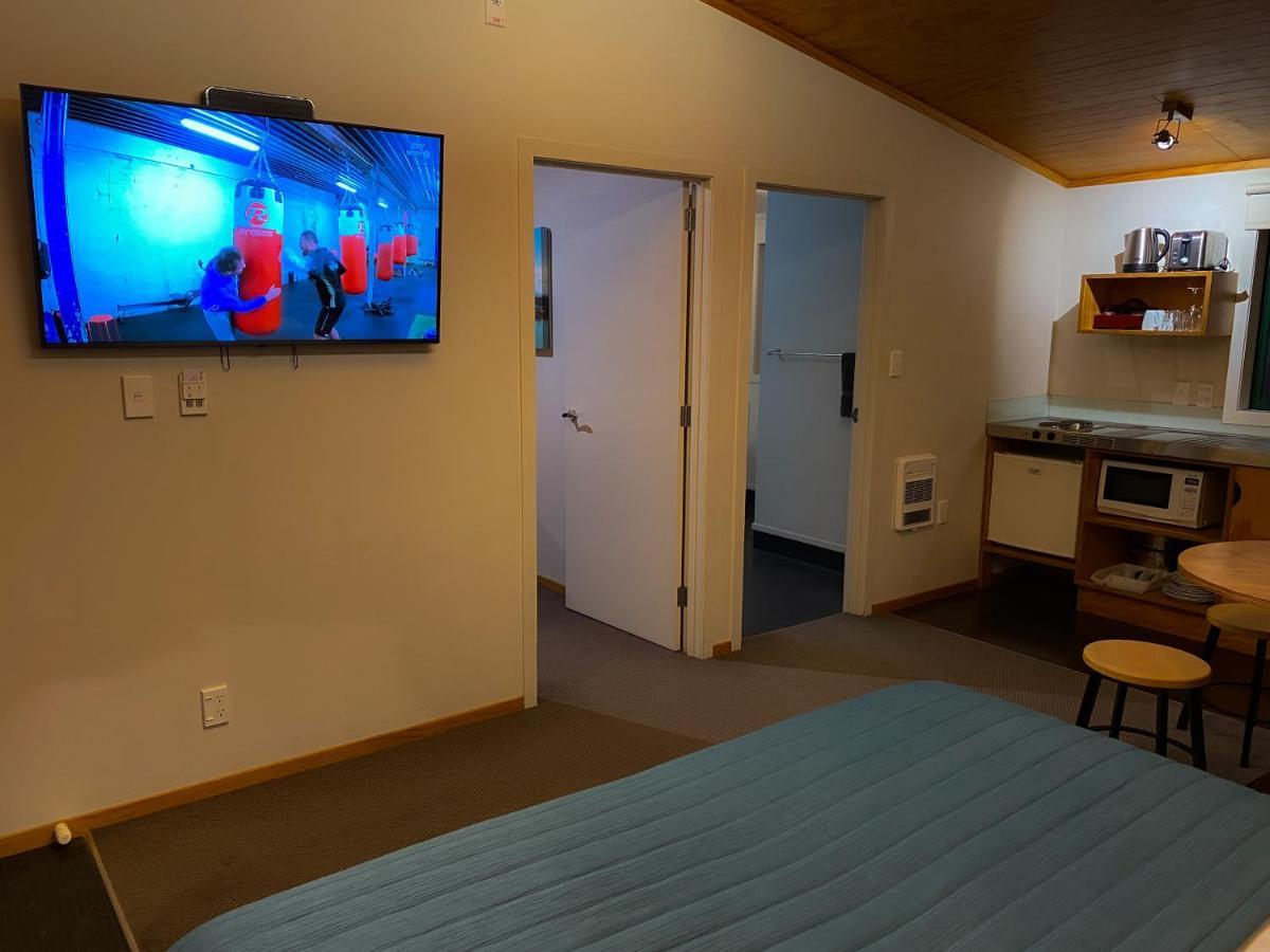 Waitomo Lodge Te Kuiti Buitenkant foto