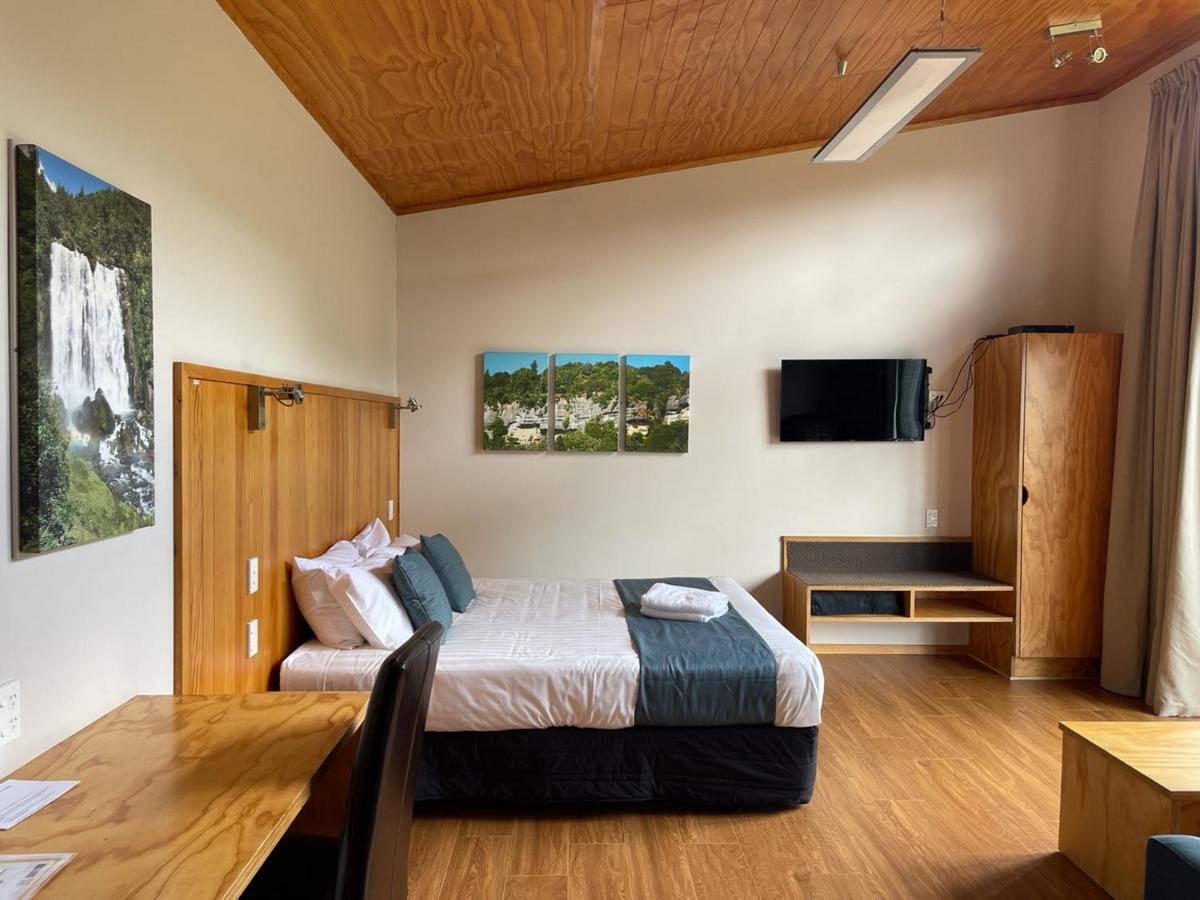 Waitomo Lodge Te Kuiti Buitenkant foto